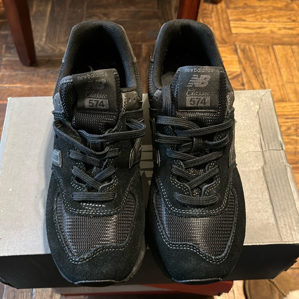 New Balance 574 Black Sneakers